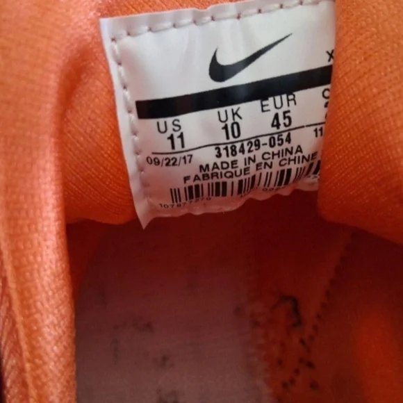 Nike Air Huarache "Red Coral” Sneakers Size 11 New/No Insoles MSRP $120 - Picture 9 of 10